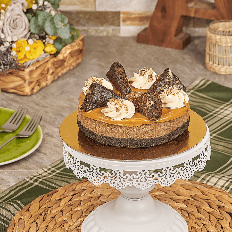 Caramel Pecan Fudge Cheesecake, cake gift, cake, cheesecake gift, cheesecake, dessert gift, dessert