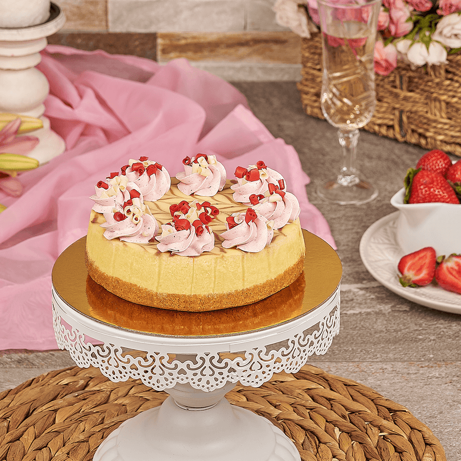 Strawberry Cheesecake, cheesecake gift, cheesecake, dessert gift, dessert, cake gift, cake