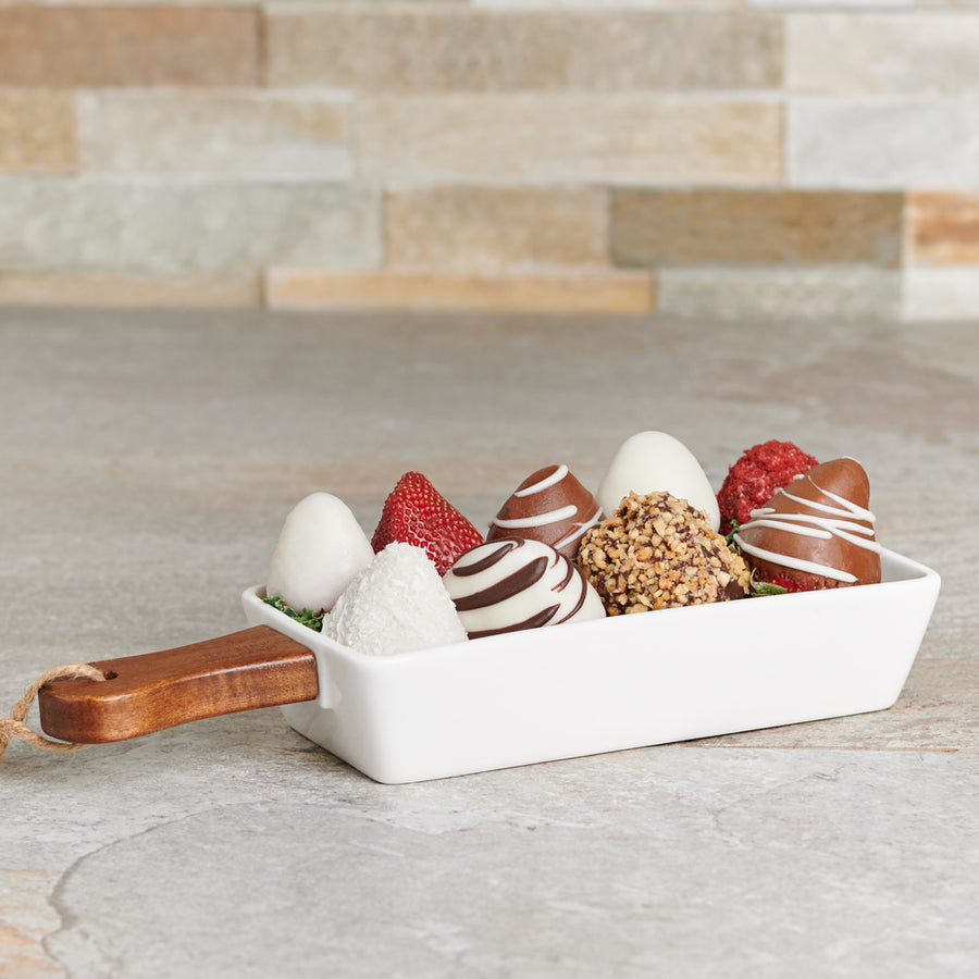 Boxwood Chocolate Covered Strawberry Dessert, Valentine's Day gifts, chocolate covered strawberries