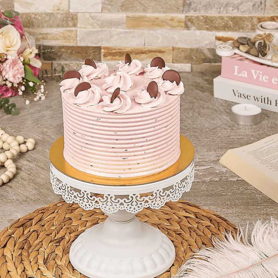 Chocolate Cake With Strawberry Buttercream, cake gift, cake, chocolate cake gift, chocolate cake