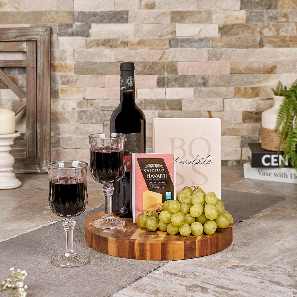 Kosher Wine &amp; Cheese Gift Basket, wine gift ,wine, kosher gift, kosher, chocolate gift, chocolate, Canada delivery, Set 28492-2024