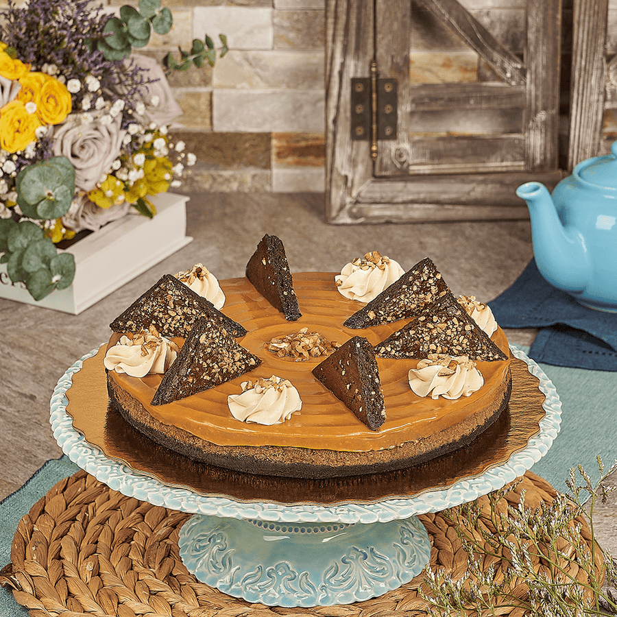 Large Caramel Pecan Fudge Cheesecake, cake gift, cake, dessert gift, dessert, cheesecake gift, cheesecake