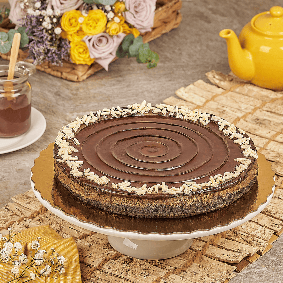 Large Chocolate Cheesecake With Hazelnut Spread, cheesecake gift, cheesecake, cake gift, cake, dessert gift, dessert