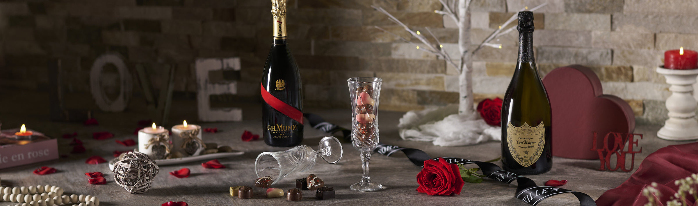 Luxury gift basket with champagne and gourmet items