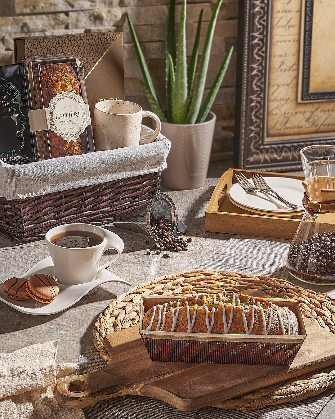 Luxury gourmet gift basket assortment