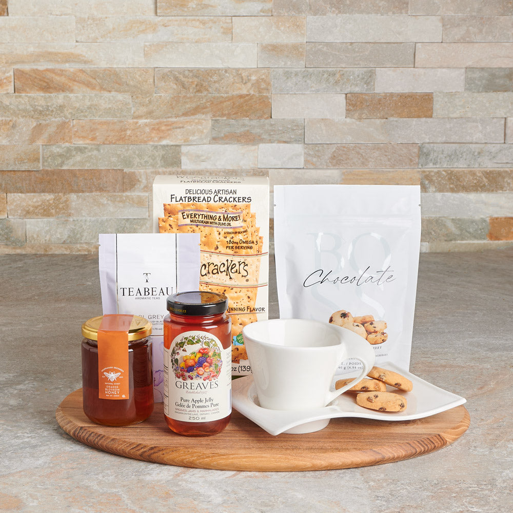 The Classic English Tea &amp; Treat Gift Basket, gourmet gift, gourmet, tea gift, tea, tea &amp; cookies gift, teatime