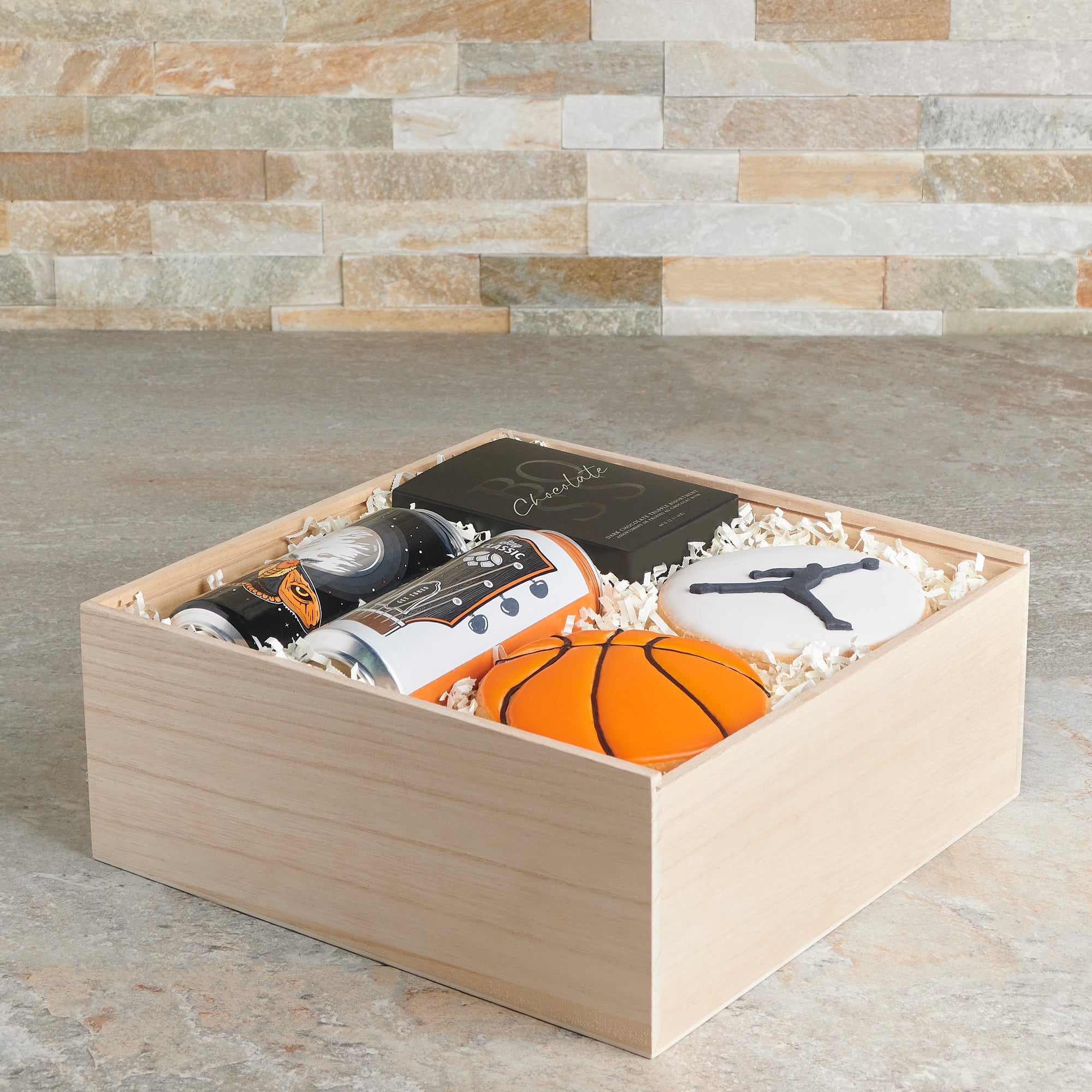 The Slam Dunk Craft Beer For Dad, craft beer, craft beer gift, beer gift, beer, basketball gift, sports gift, sports, father's day gift, fathers day