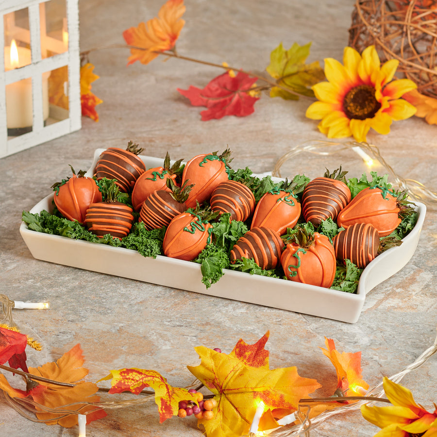 Chocolate Dipped Strawberries Halloween Platter, halloween gift, halloween, halloween gift basket, chocolate covered strawberries, chocolate dipped strawberries, gourmet gift, gourmet, gourmet gift basket