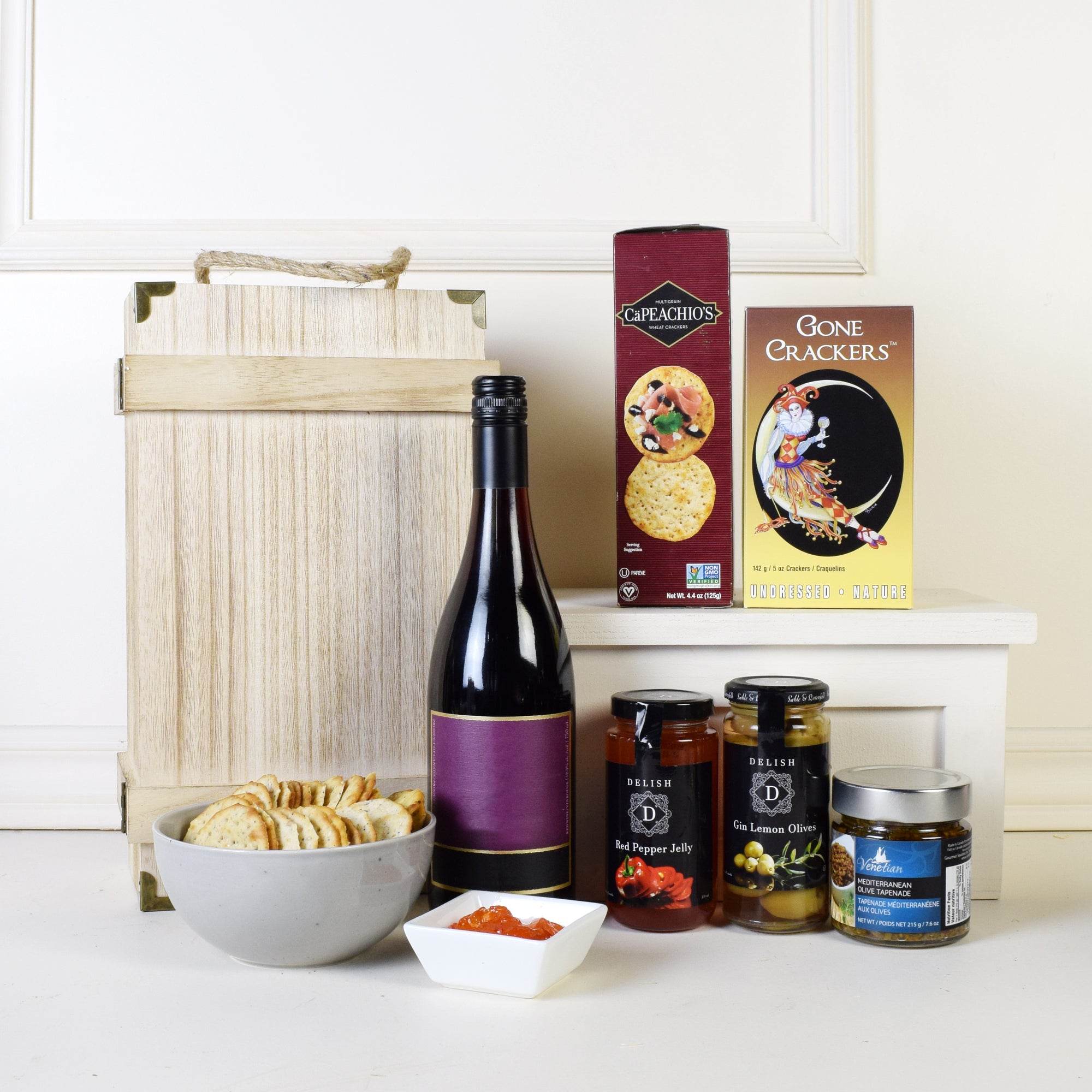 The Fine Wine & Dips Gift Set