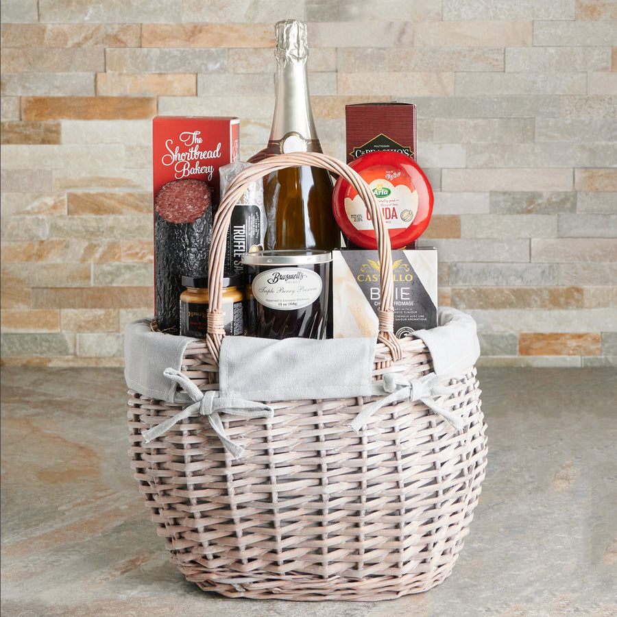 gourmet gifts, gourmet gift baskets, gourmet, crackers, Cheese, Champagne Gift Basket, Champagne, champagne gift basket delivery, delivery champagne gift basket, gourmet gifts canada, canada gourmet gifts, toronto